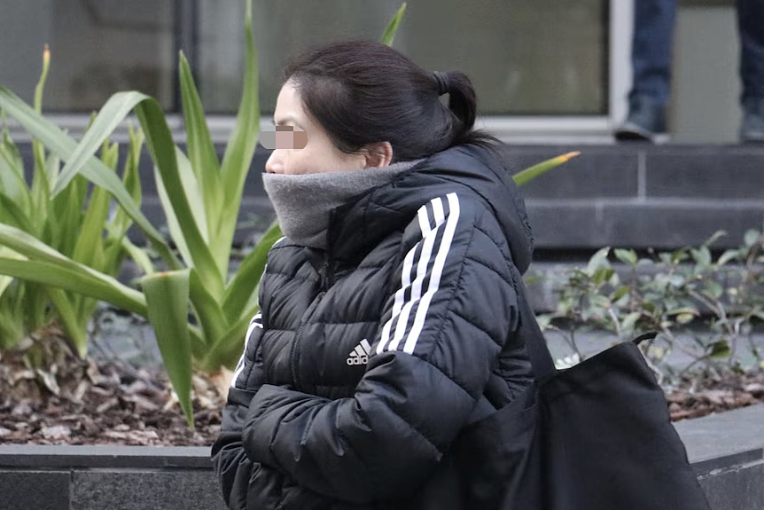 回家撞见14岁女儿“为爱鼓掌”，华裔母亲提刀刺向男孩！或面临14年监禁...（组图） - 1