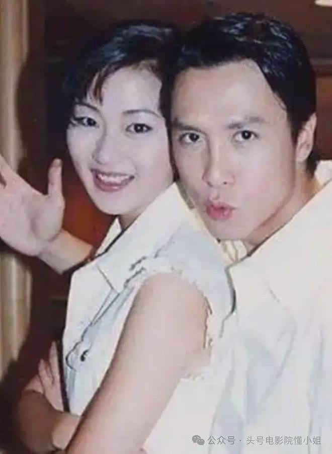 54岁万绮雯，低调复出！甄子丹曾下跪求爱亲吻，背上抛妻弃子骂名（组图） - 31