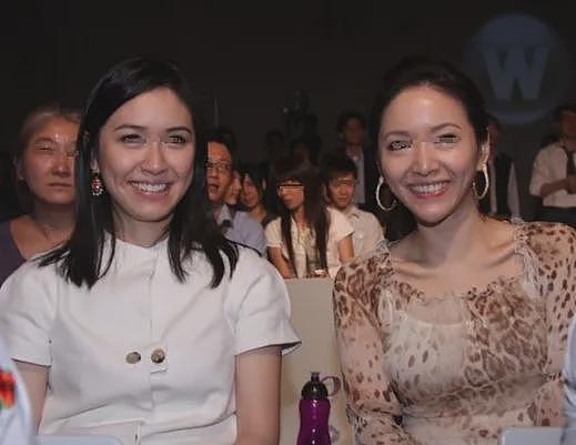 恭喜成功上位！家庭教师挤走正宫，结婚两年老公突然去世！遗嘱允许找男友不许离婚（组图） - 1
