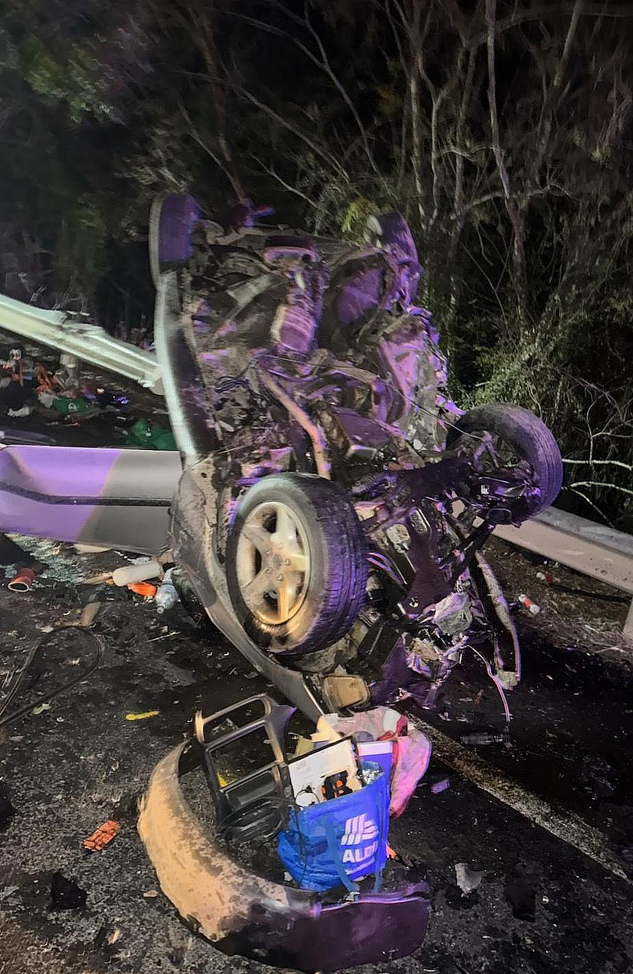 昆州被盗车辆飙车引发惨烈车祸！三车相撞致2人当场身亡（组图） - 4