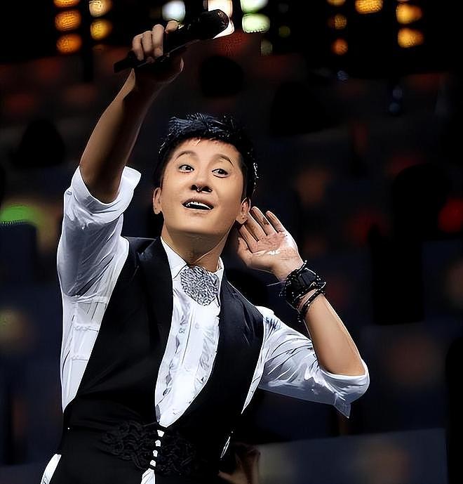 顶流歌手、8次登上春晚，却沦为走穴歌手的毛宁，给大家敲响警钟（组图） - 11