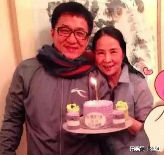 成龙没想到，这次“变了面相”的林凤娇，撕碎了他苦心维持的体面（组图） - 3