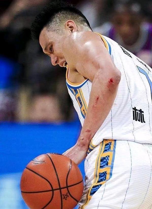 再见,“林疯狂”!37岁林书豪宣布退役,NBA职涯总薪约6571万美元!NBA官方:他让世界见证亚洲面孔的力量(视频/组图) - 7