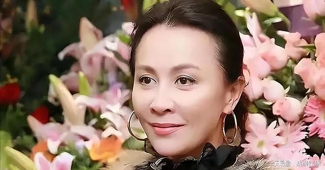 善恶终有报！“得意忘形”的刘嘉玲，老公梁朝伟还能继续救她吗？（组图） - 3