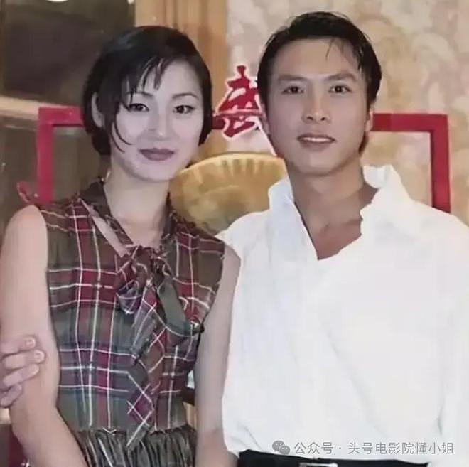 54岁万绮雯，低调复出！甄子丹曾下跪求爱亲吻，背上抛妻弃子骂名（组图） - 32