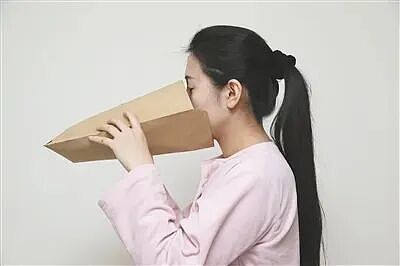 11岁男孩赶作业急出“中毒”症状,网红直播也发生过!医生提醒:不分年龄,严重可致命(组图) - 4