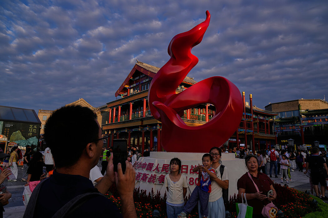 纽时:中国领导人利用峰会、阅兵和历史展示中国影响力(组图) - 4