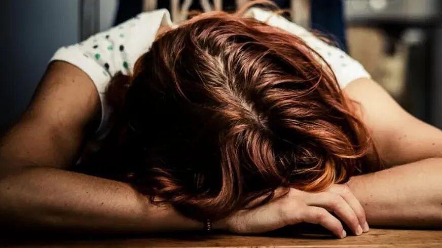 意大利版N号房曝光！丈夫偷拍妻子，发到网上和数万陌生人分享... （组图） - 3