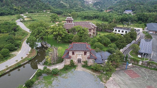李默庵故居将再拍卖：曾以2913万成交，买家未交易成功（组图） - 1