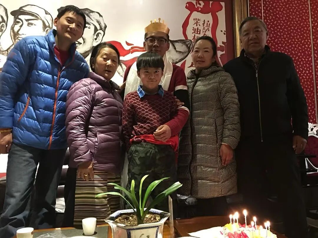 【情感】扬州小伙与藏族姑娘的“美食情缘”：被岳父母疼爱的外乡女婿，研发上百种藏菜惊艳世界（组图） - 3