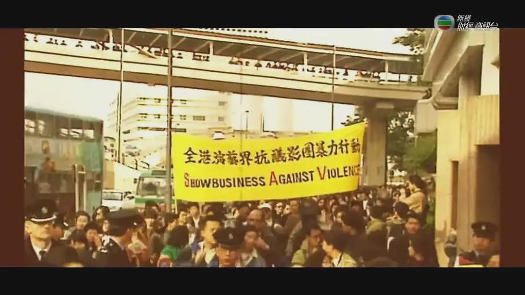 港媒：顶流导演，靠明星八卦“捞金”？（组图） - 10