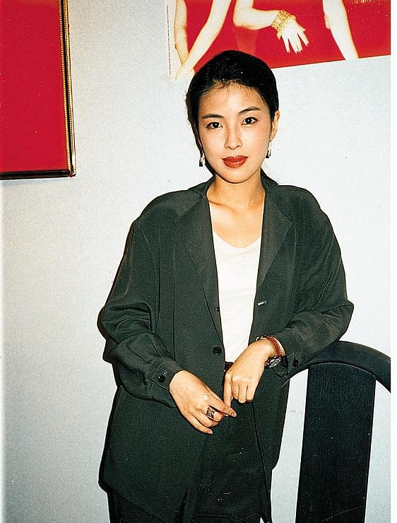 突发！著名天王身体突发状况，哽咽宣布终止演唱会，最后坚持唱完（组图） - 8