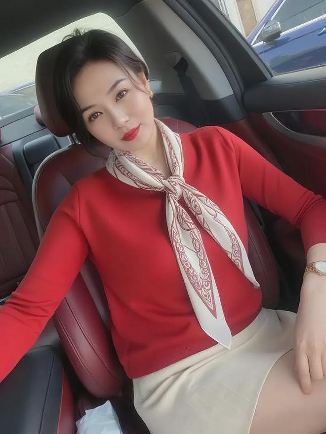 【美女】她性感起来真是所向披靡,魅力无法阻挡,极致的成熟,就是最美(组图) - 7