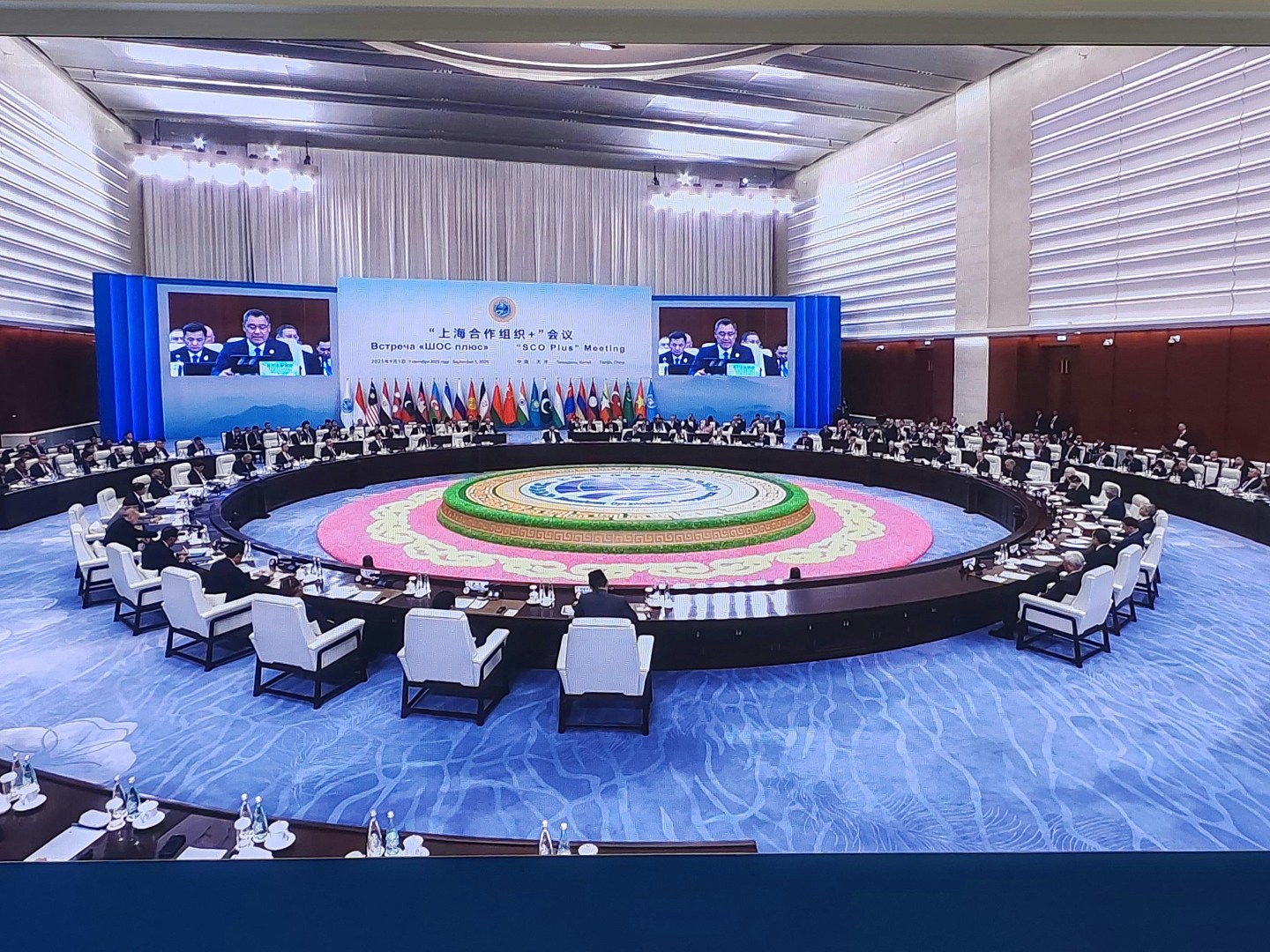 上合峰会直击：世界该吃什么药？中国接连不断的药方令人又敬又畏（组图） - 1