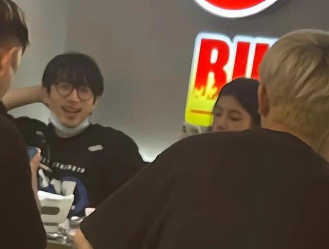两位女明星疑自爆恋情都翻车！揭开了娱乐圈“重男轻女”的遮羞布（组图） - 7