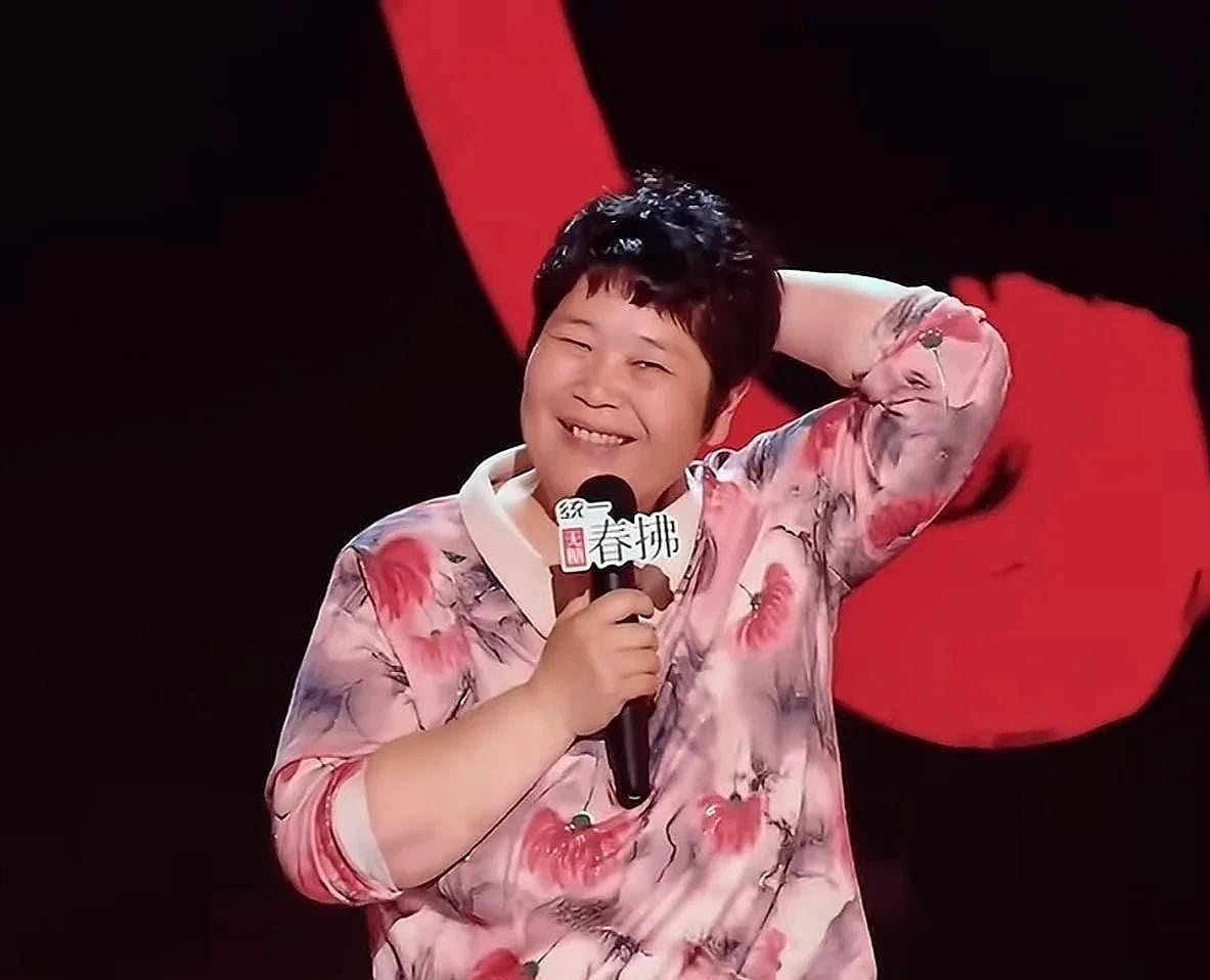 捞女VS普信男，我妈给我选了条哥基？脱口秀挑动两性对立博掌声（组图） - 4