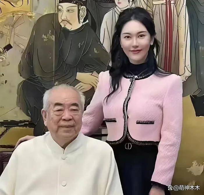 业内曝88岁范曾天大喜讯，此前娇妻被曝怀孕了（组图） - 7