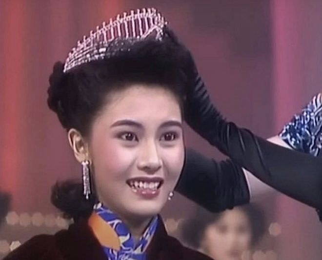 香港小姐50年：从泳装走秀到博士证书（组图） - 14