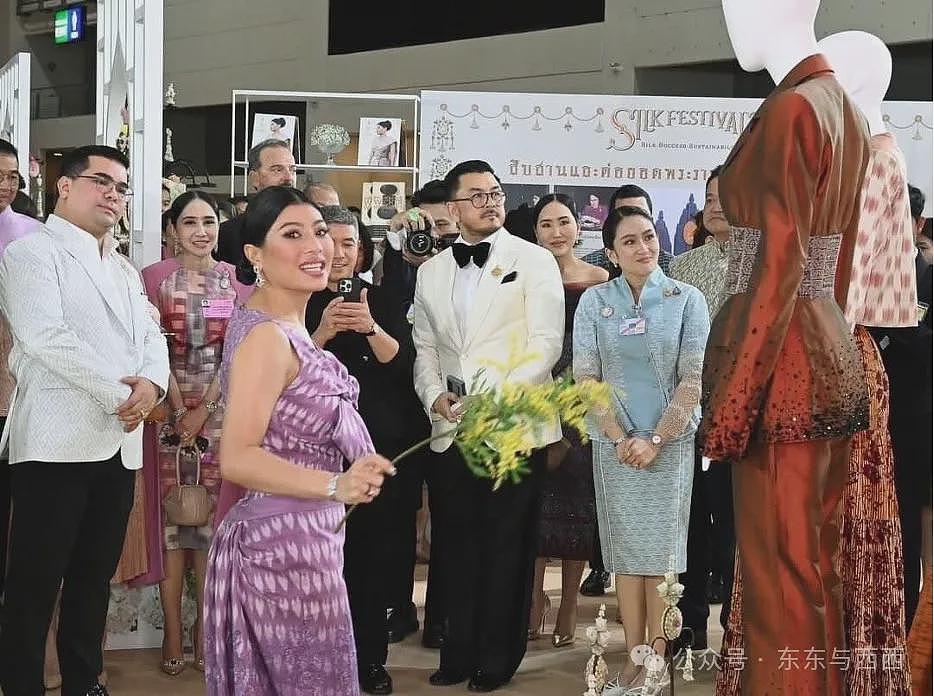 泰国39岁美女总理一年就下台，只因打电话叫了声“叔叔”，她太年轻被做局了？（组图） - 9