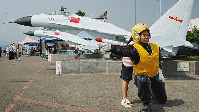 BBC：中国海军以惊人速度扩张，正在追上美国（组图） - 9