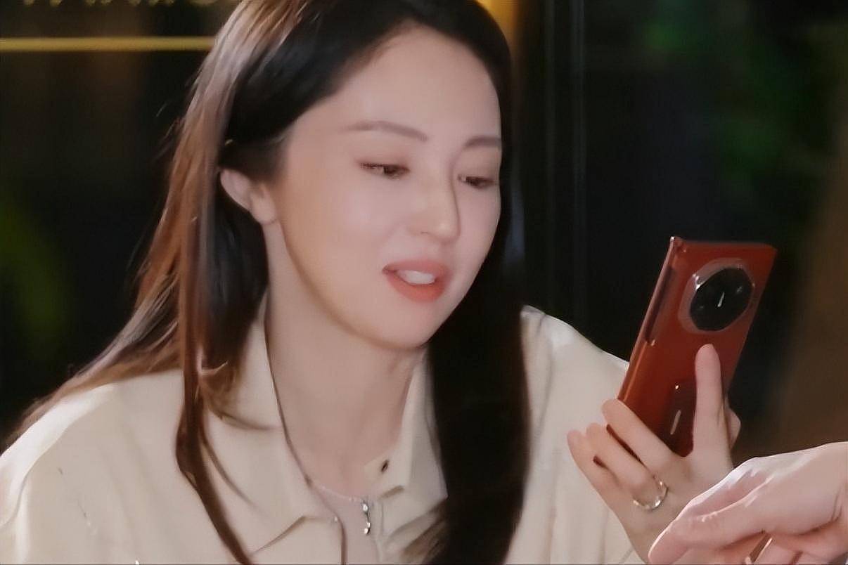 面对全网劝离，董璇仍旧不肯放手，原因找到了（组图） - 16