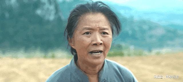 吃饱饭就掀桌？蓝盈莹当面硬刚杨幂，没想到搬起石头砸了自己的脚（组图） - 4