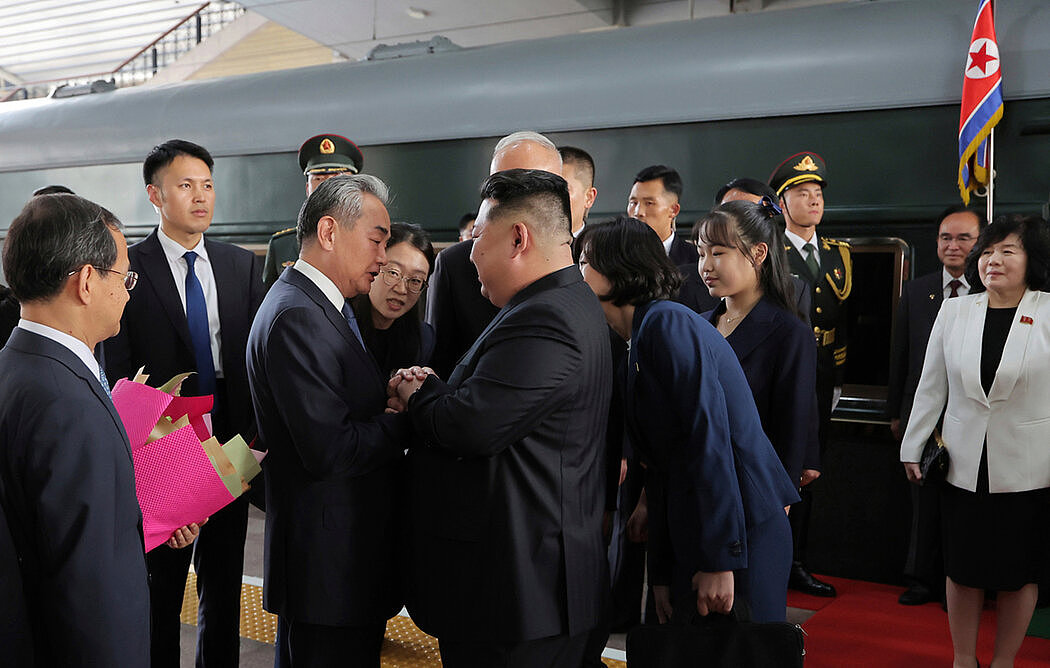 揭秘金正恩专列“太阳号”:金氏家族的豪华防弹慢车(组图) - 2