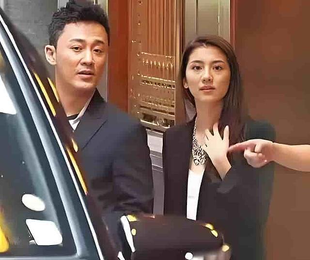 施伯雄与吴千语：从不被看好到全网祝福的浪漫爱情（组图） - 13