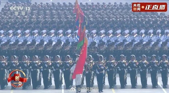 歼20S、DF61导弹,震撼亮相!三支兵种首次亮相天安门广场,空中梯队战机起飞(组图) - 5