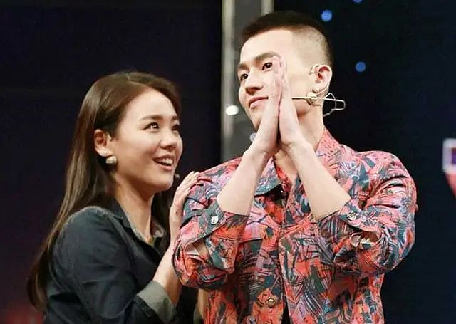 曾经狂撒狗粮，现今却“各自浪荡”，这几对情侣...（组图） - 9