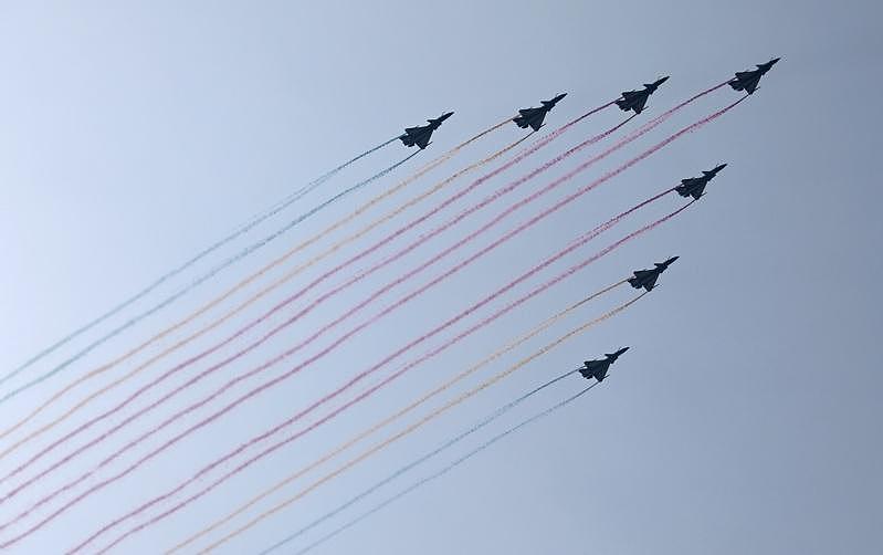笑容与汗水…中国阅兵漏网镜头，从蓝天看到红海（组图） - 8