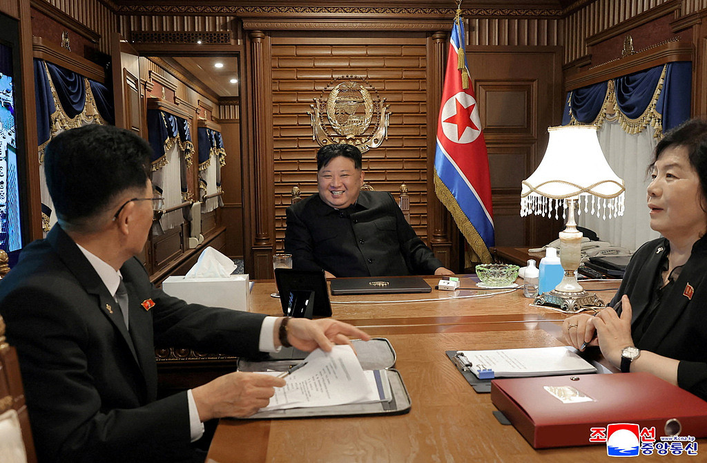 “冷战三角联盟再现”!同框中俄元首,金正恩欲牵制美国(组图) - 1