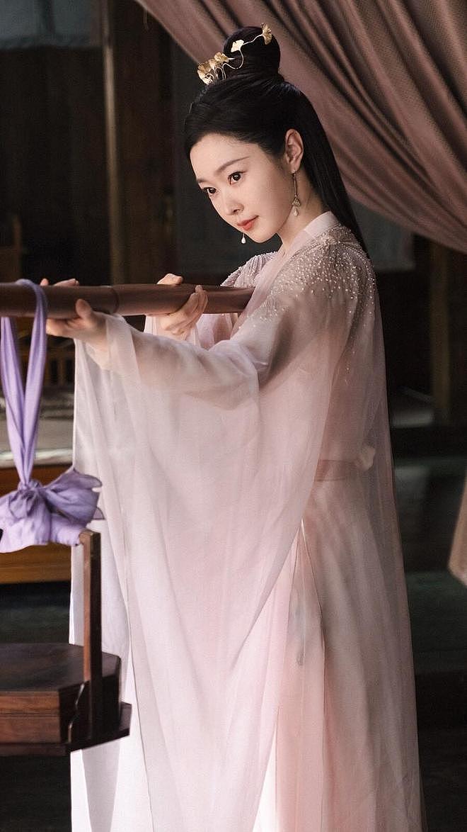 宋轶否认整容 ,出道16年10部作品,狐系美人的颜值真的变了吗(组图) - 27
