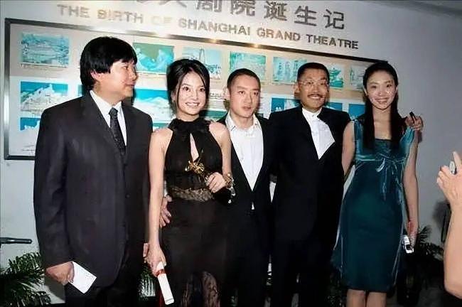 前任是赵薇，50岁豪门公子为何娶了她（组图） - 4
