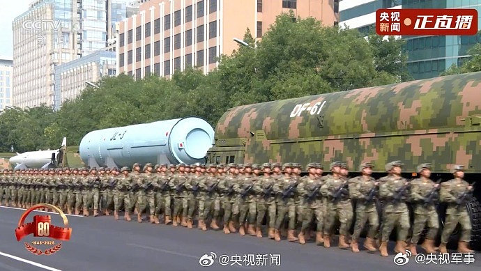 中国军队装备已NextLevel！DF61导弹、歼20S震撼亮相，还有无人潜航器、高能激光武器，东风5C打击范围覆盖全球（组图） - 15