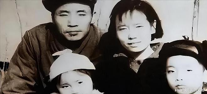 妹妹远在美国,父母也已离世,如今膝下无子的葛优如何了(组图) - 9