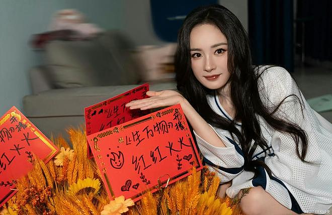 吃饱饭就掀桌？蓝盈莹当面硬刚杨幂，没想到搬起石头砸了自己的脚（组图） - 13