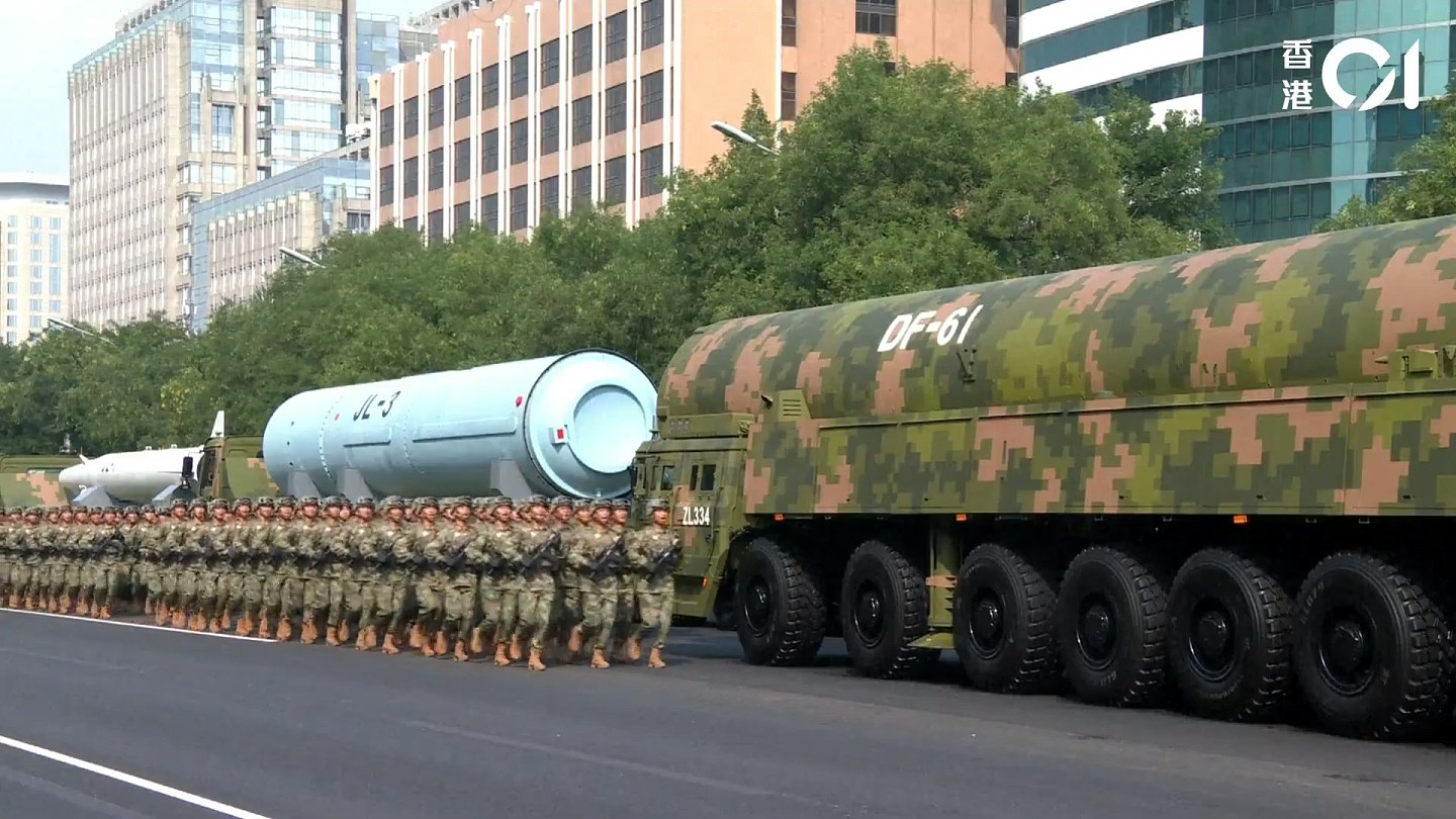 九三阅兵出场军备一览：东风-61导弹、红旗-29反导系统震憾现身（组图） - 23