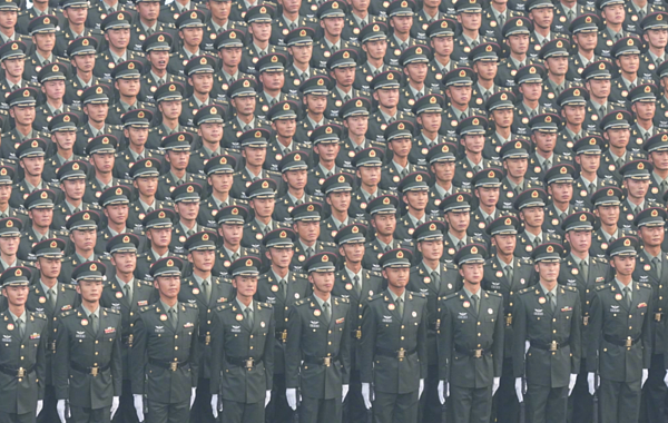 远看一直线！九三阅兵现“复制贴上”，民众嗨喊：强迫症超舒爽（视频/组图） - 8