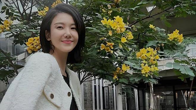 于正代孩子？向太卖课捞百万？炎亚纶和汪东城的瓜？杨子珊被拖累解约？女星给渣男当红娘？（组图） - 7