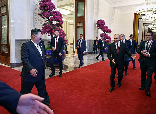 会谈2.5小时！普京邀请金正恩访俄，金与正也来了（视频/组图） - 3