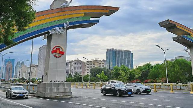 外媒:中国领导人在世界舞台的重大时刻前夕,北京收紧市内管制(组图) - 5