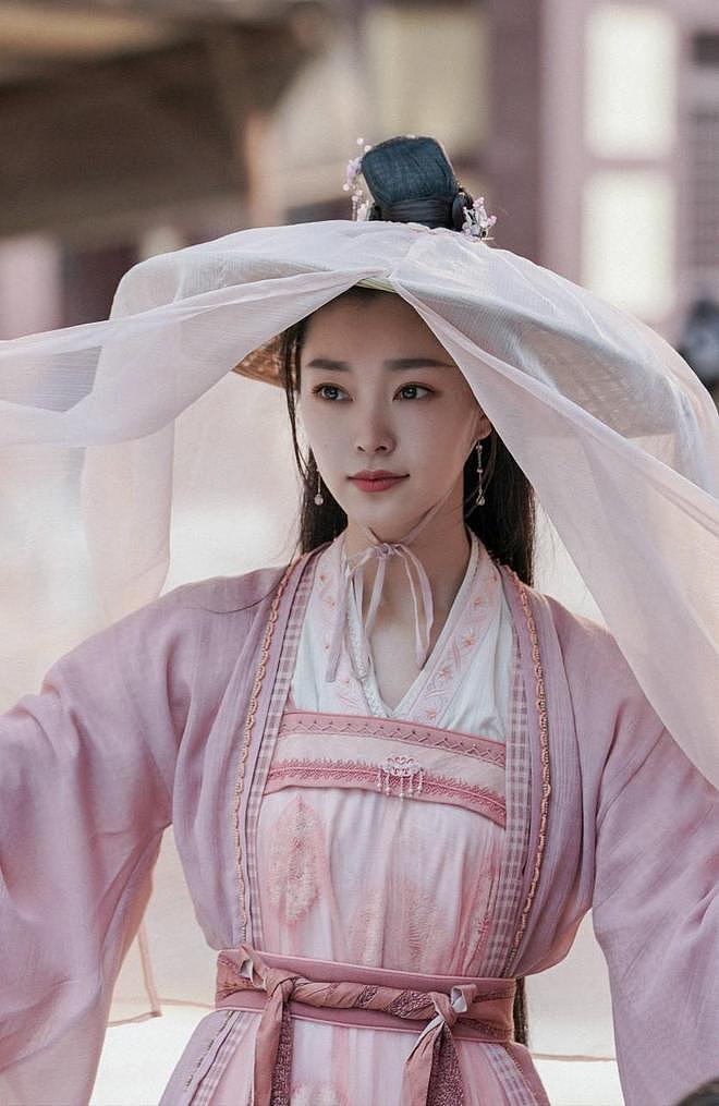 宋轶否认整容 ,出道16年10部作品,狐系美人的颜值真的变了吗(组图) - 29