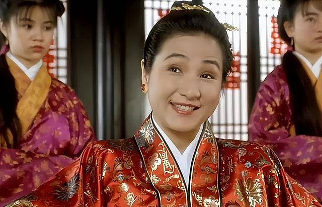 郑佩佩才去世一年,小儿子就“原形毕露”(组图) - 7