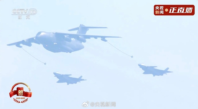中国军队装备已NextLevel！DF61导弹、歼20S震撼亮相，还有无人潜航器、高能激光武器，东风5C打击范围覆盖全球（组图） - 51