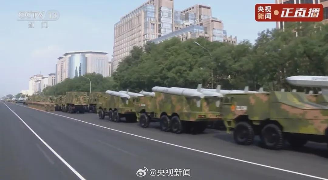 中国军队装备已NextLevel！DF61导弹、歼20S震撼亮相，还有无人潜航器、高能激光武器，东风5C打击范围覆盖全球（组图） - 16