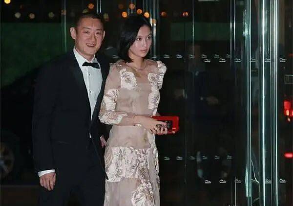 前任是赵薇，50岁豪门公子为何娶了她（组图） - 9