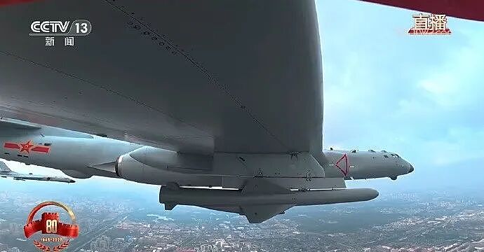 中国军队装备已NextLevel！DF61导弹、歼20S震撼亮相，还有无人潜航器、高能激光武器，东风5C打击范围覆盖全球（组图） - 52
