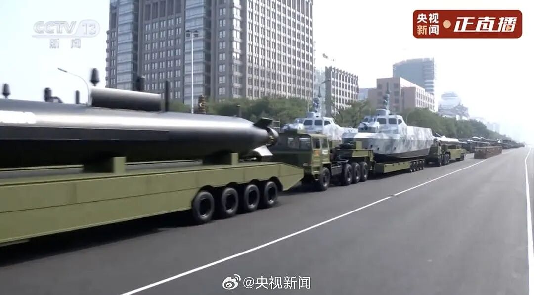 歼20S、DF61导弹,震撼亮相!三支兵种首次亮相天安门广场,空中梯队战机起飞(组图) - 8