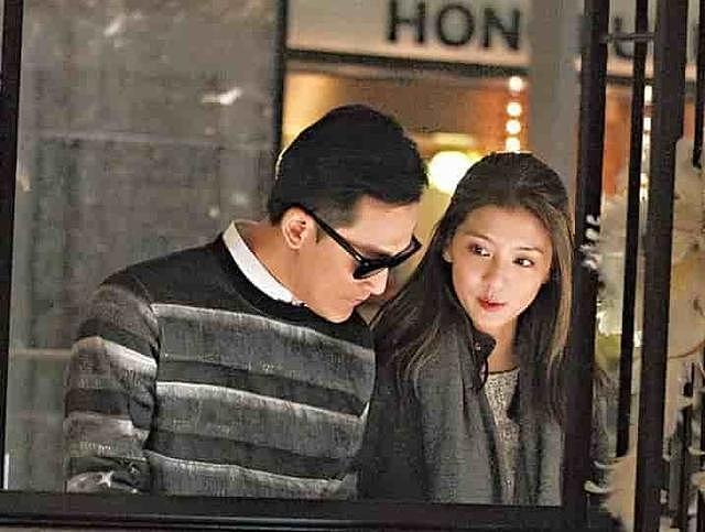 施伯雄与吴千语：从不被看好到全网祝福的浪漫爱情（组图） - 12